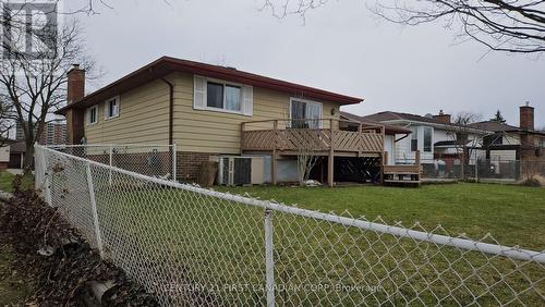45 Locust Crescent, London South (South X), ON - Outdoor