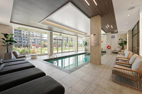 Piscine - 1015-3000 Boul. Thimens, Montréal (Saint-Laurent), QC - Indoor Photo Showing Other Room