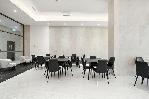 Loft - 1015-3000 Boul. Thimens, Montréal (Saint-Laurent), QC - Indoor Photo Showing Dining Room