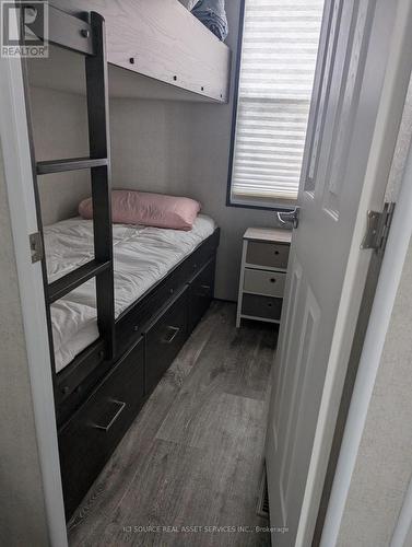 Sbr41 - 7100 County Rd 18, Alnwick/Haldimand, ON - Indoor Photo Showing Bedroom