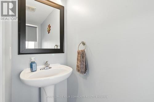1066 Wickson Way, Milton, ON - Indoor Photo Showing Bathroom