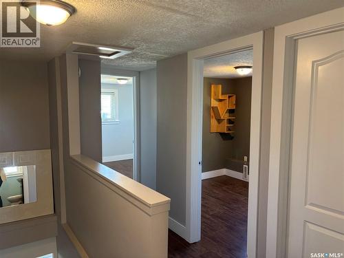 210 6Th Avenue Sw, Eston, SK - Indoor Photo Showing Other Room