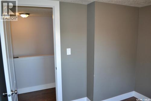 210 6Th Avenue Sw, Eston, SK - Indoor Photo Showing Other Room