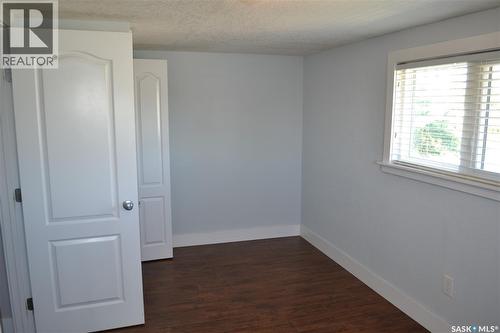 210 6Th Avenue Sw, Eston, SK - Indoor Photo Showing Other Room