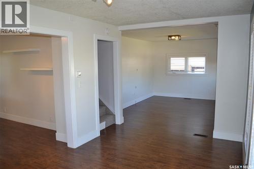 210 6Th Avenue Sw, Eston, SK - Indoor Photo Showing Other Room