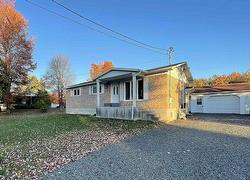 160 Rue Jean  Drummondville, QC J2A 3K2