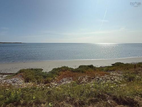 Shore Road, Lower L'Ardoise, NS 