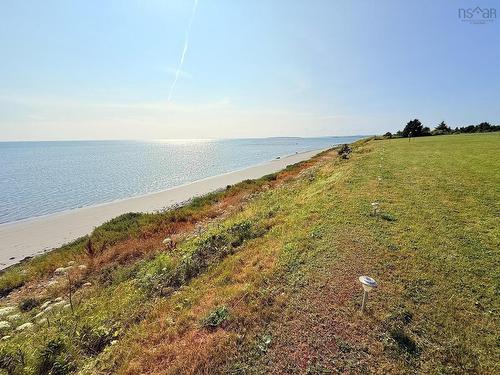 Shore Road, Lower L'Ardoise, NS 