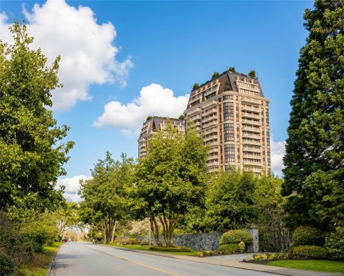 1069/1101 Beach Dr, Oak Bay, BC 
