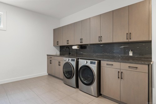 4811 Henry Roethel Rd, Ladysmith, BC 