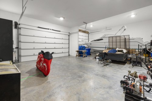 4811 Henry Roethel Rd, Ladysmith, BC 