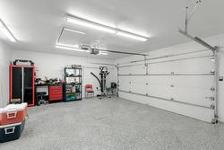 Garage - 