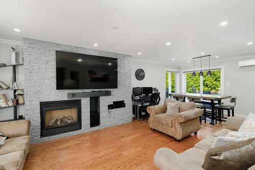 Overall view - 1018 Rue Marcel, Saint-Jérôme, QC - Indoor Photo Showing Living Room With Fireplace