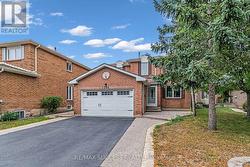 3224 TURNSTONE CRESCENT  Mississauga, ON L5L 5L4