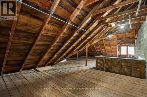 386 First Avenue, Ottawa, ON - Indoor Photo Showing Other Room