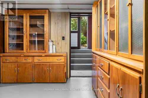 386 First Avenue, Ottawa, ON - Indoor Photo Showing Other Room