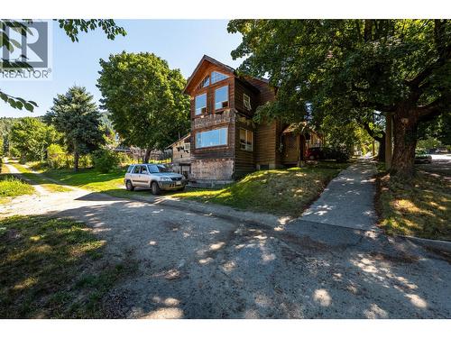 1417 Stanley Street, Nelson, BC - Outdoor