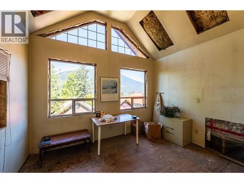 1417 Stanley Street, Nelson, BC - Indoor