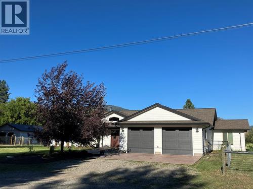 8170 Plotnikoff Road, Grand Forks, BC - Outdoor
