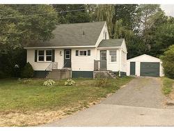 10 Thompson AVE  Saint Stephen, NB E3L 5G1