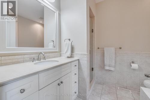 503 Meadow Wood Road, Mississauga, ON - Indoor Photo Showing Bathroom