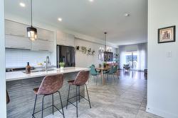 262Z Rue Étienne-Lavoie  Laval (Sainte-Dorothée), QC H7X 0E7