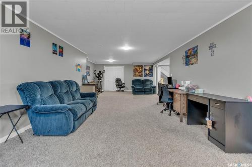 103 1St Street, Limerick, SK - Indoor