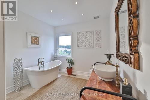 388303 Sideroad 20 Side Road, Mono, ON - Indoor Photo Showing Bathroom
