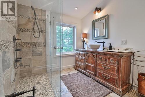 388303 Sideroad 20 Side Road, Mono, ON - Indoor Photo Showing Bathroom