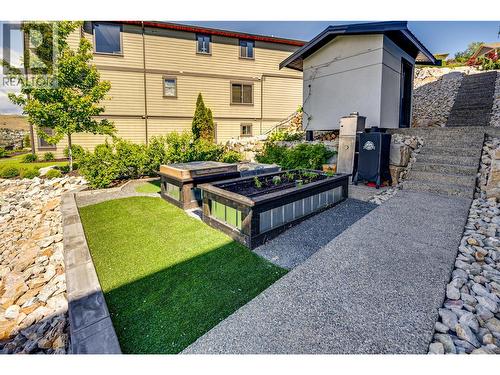 8792 Cortland Place, Coldstream, BC - Outdoor With Exterior