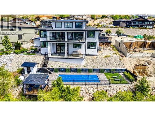 8792 Cortland Place, Coldstream, BC - Outdoor