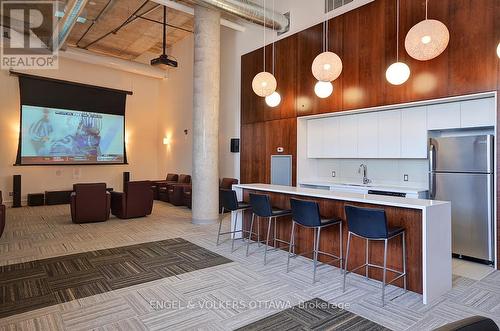 532 - 349 Mcleod Street, Ottawa, ON - Indoor Photo Showing Kitchen