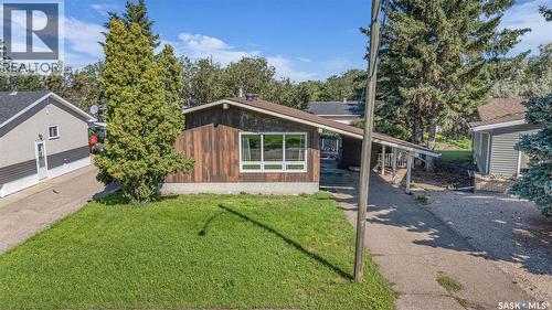 106 Wood CRESCENT  Assiniboia, SK S0H 0B0