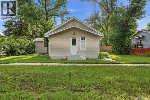 510 5Th Street, Chaplin, SK 