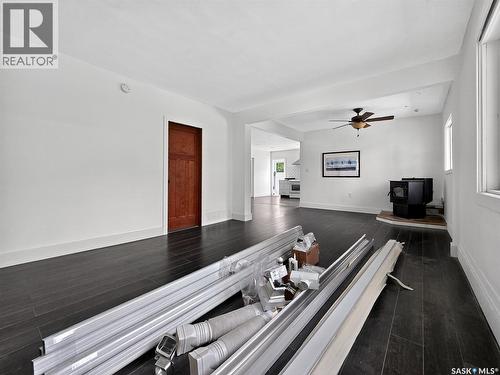 510 5Th Street, Chaplin, SK - Indoor