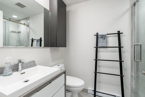 Bathroom - 901-1288 Rue St-Antoine O., Montréal (Ville-Marie), QC - Indoor Photo Showing Bathroom