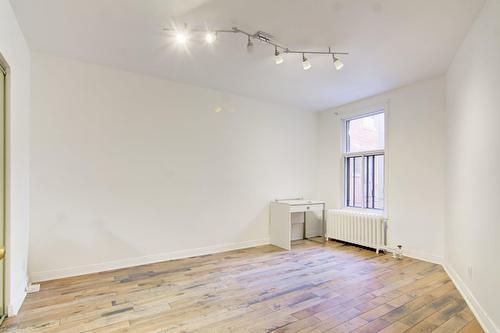 Chambre à coucher - 11-3151 Boul. Édouard-Montpetit, Montréal (Côte-Des-Neiges/Notre-Dame-De-Grâce), QC - Indoor Photo Showing Other Room