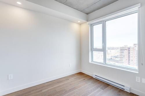 Bedroom - 905-3000 Boul. Thimens, Montréal (Saint-Laurent), QC - Indoor Photo Showing Other Room