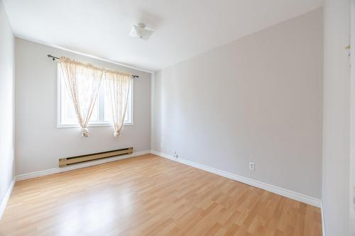 Bedroom - 2820  - 2822 Rue Mcwillis, Montréal (Saint-Laurent), QC - Indoor Photo Showing Other Room