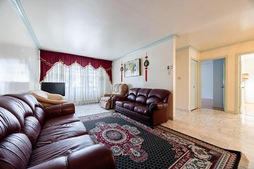 Living room - 2820  - 2822 Rue Mcwillis, Montréal (Saint-Laurent), QC - Indoor Photo Showing Living Room