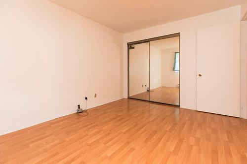 Bedroom - 4-117 Rue Lalande, Longueuil (Le Vieux-Longueuil), QC - Indoor Photo Showing Other Room