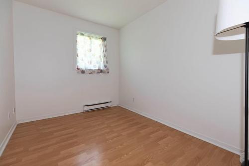 Bedroom - 4-117 Rue Lalande, Longueuil (Le Vieux-Longueuil), QC - Indoor Photo Showing Other Room
