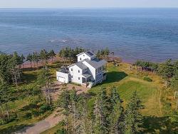 375 Campbells Way  Cape Traverse, PE C0B 1X0