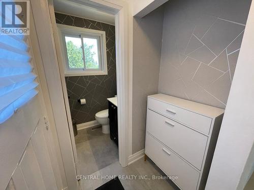 755 Botany Hill Crescent, Newmarket, ON - Indoor Photo Showing Bathroom
