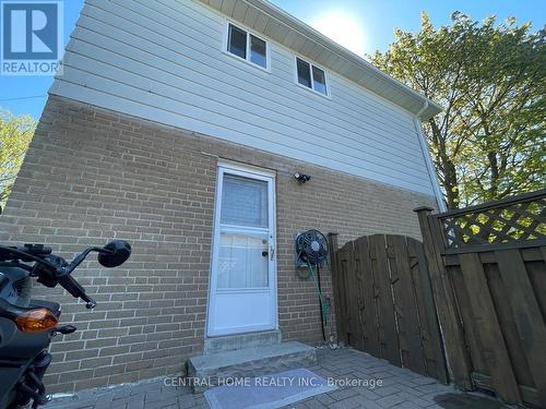 755 Botany Hill Crescent, Newmarket, ON - Outdoor With Exterior