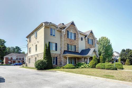 6-82 Rue Paul-Mainguy  Blainville, QC J7C 0A1