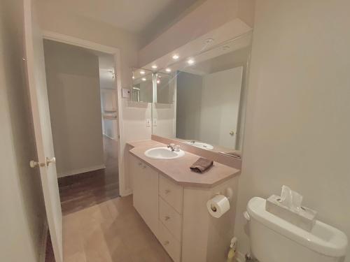 Salle de bains - 2131 Av. Albert-Murphy, Laval (Chomedey), QC - Indoor Photo Showing Bathroom
