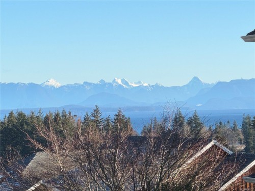 663 Mariner Dr, Campbell River, BC 
