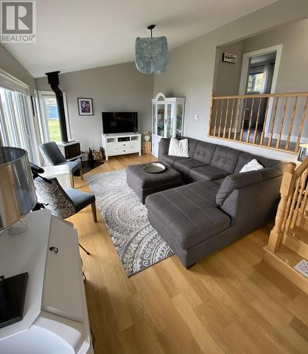 140-142 Main Highway, Whiteway, NL - Indoor Photo Showing Living Room