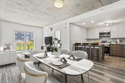 114-250 Boul. Hymus  Pointe-Claire, QC H9R 0G6